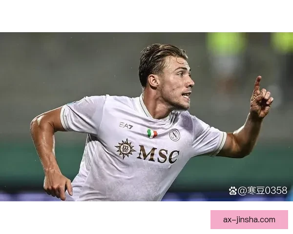 94分35秒绝杀霍伊伦打进那不勒斯近十六年意甲第二晚点球时刻